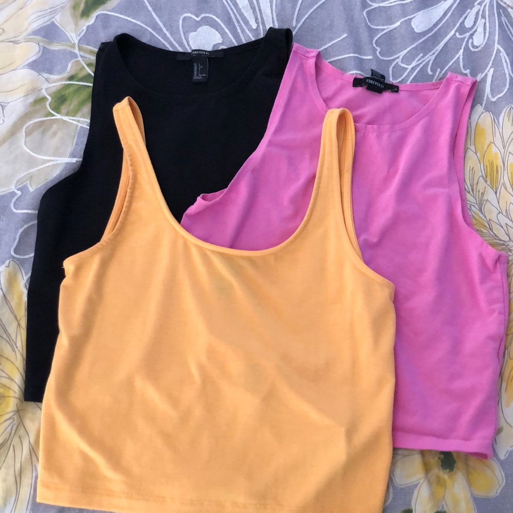 Lot of 3 crop tops